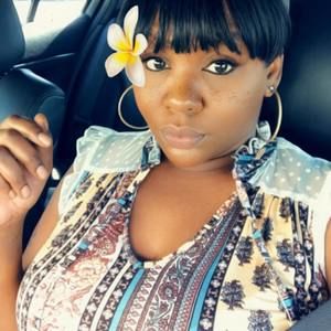 Meet your Posher, Ebony